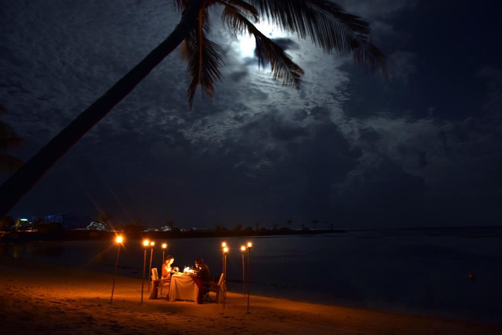 Araamu Hotels Maldives At Дгіффуші Екстер'єр фото